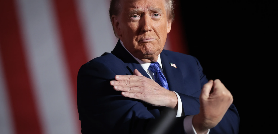 TRUMP VEERS OF CLOSING ARGUMENT AT PENNSYLVANIA RALLY DESCRIBES THE SIZE OF LATE ARNOLD PALMER’S PRIVATE PART INSTEAD