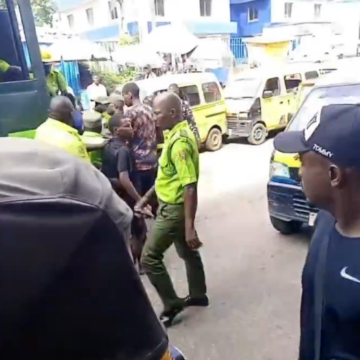 Operatives Of The Lagos State Environmental Sanitation Corps (KAI) Apprehend 17 Miscreants From Ile- Epo, Abule Egba, Ikeja Under bridge