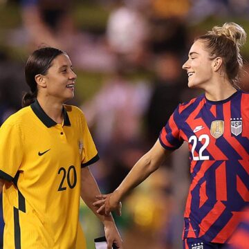 GettyImages-1356350978-e1731924493401 REACTIONS TRAIL SAM KERR AND KRISTIE MEWIS PREGNANCY ANNOUNCEMENT.