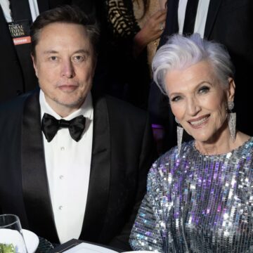 WhatsApp Image 2024-11-04 at 15.29.48_19893b04 “HAPPY I’M NO LONGER A DEMOCRAT. I DON’T WANT TO BE FRIENDS WITH NASTY PEOPLE.” ELON MUSK’S MOTHER