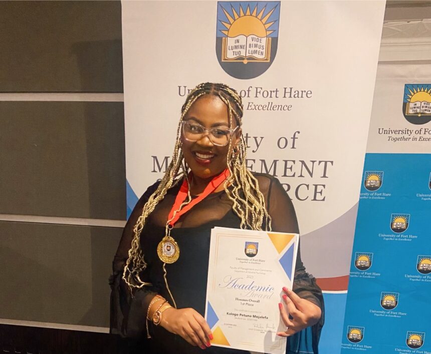 LADY POSIT THAT EVIL INTENTS ARE REAL, SHARE REASONS TO KEEP ACHIEVEMENTS CLOSE TO YOUR CHEST AND OFF THE SOCIAL MEDIA.