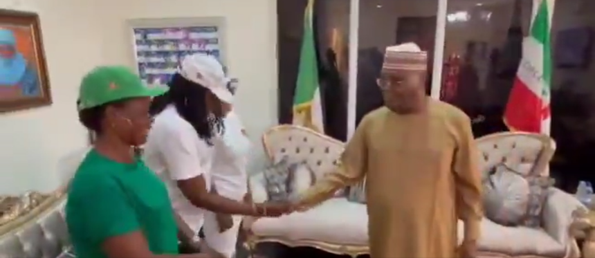 VIDEO: Atiku Hosts A Delegation Of The Association Of All State Women Of Nigeria On A Courtesy Visit.