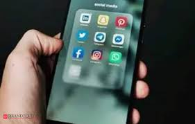 image AUSTRALIAN EYES $30M FINE FOR SOCIAL MEDIA FLOUTING UNDER-16S BAN, SAYS IT’S ABOUT PROTECTING MINORS