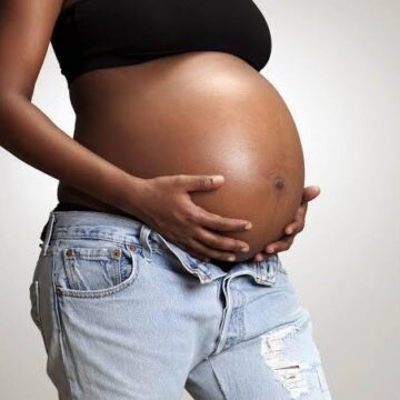FEDERAL GOVERNMENT MAKE PROVISION OF FREE CAESAREAN SECTION FOR NIGERIAN WOMEN