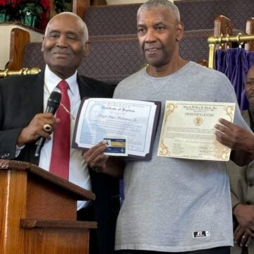 WhatsApp Image 2024-12-23 at 11.34.42_b4d903ad Gladiator II Star, Denzel Washington Got Baptize , Received Minister’s License