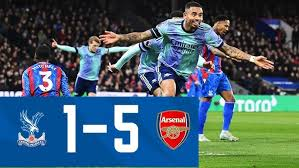 Arsenal ran riot with a 5-1 victory over Crystal Palace to keep their title hopes alive.