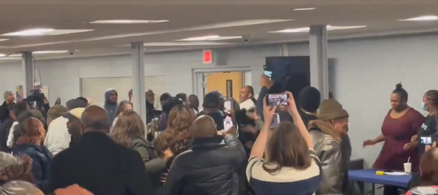 America’s Mayor Jumps Into Brawls at Illinois Board Meeting