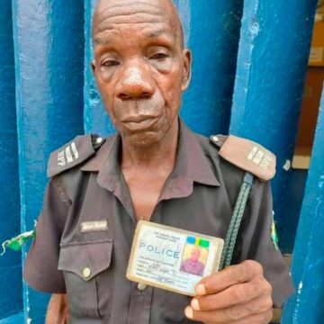 popo Retired Policeman Caught On Active Duty Doing “Stop and Search”