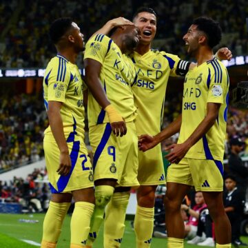 Photos: Cristiano Ronaldo, Jhon Duran Sharing Moment