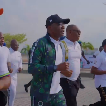 Lagos State Governor At The Final Kilometers Of The Access Bank Lagos City Marathon