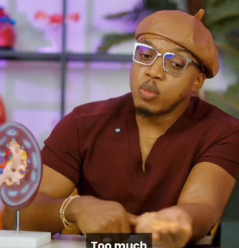 Video: “Too much Vitamin C can scatter your kidney” Aproko Doctor