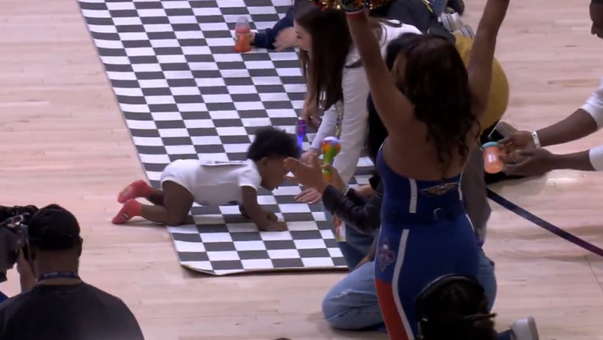 Baby Crawl Race