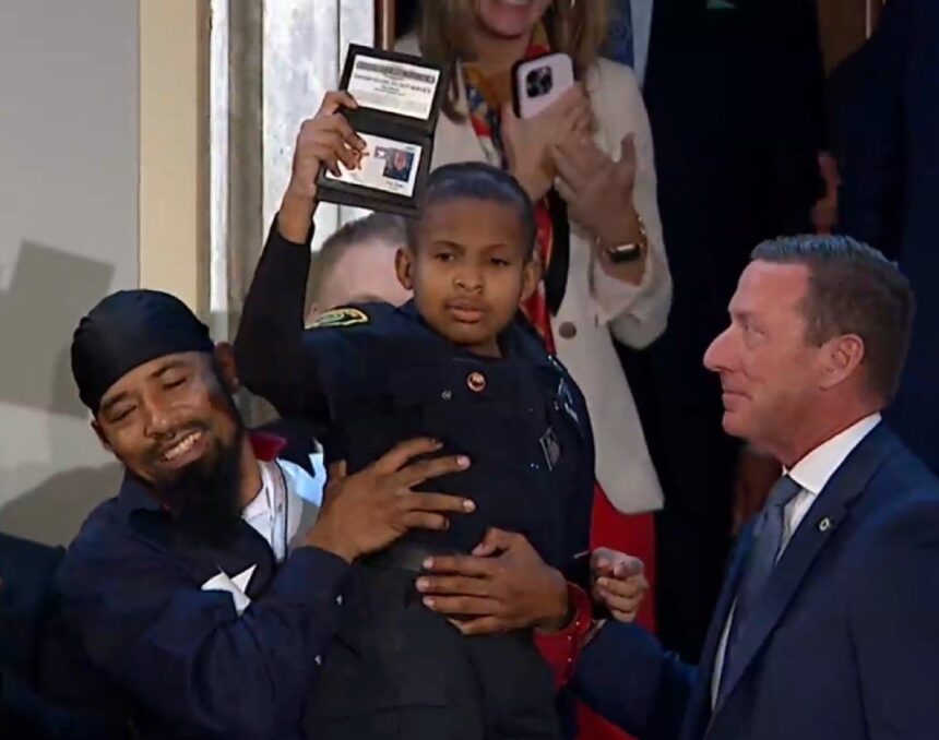 Videos: President Trumps Honors 13-Year-Old Brain Cancer Survivor, Swore In As Official Agent Of The United State Secret Service