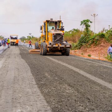 Photos: Ogun Governor, Dangote Inspects 100.5km Ongoing Construction, To Eliminate The Usage Of Lagos-Ibadan Expressway