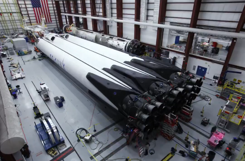 Technology: Assemblage Of Space X Starship