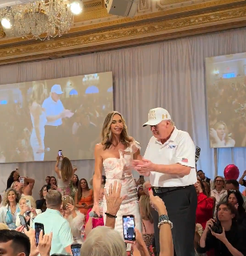 President Donald Trump And Elon Musk At An Event In Mar –A – Lago