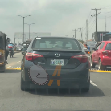 Oyo State Government Install ‘One-Way’ Tyre Spikes To Discourage Motorists From Driving On The Wrong Side Of The Road