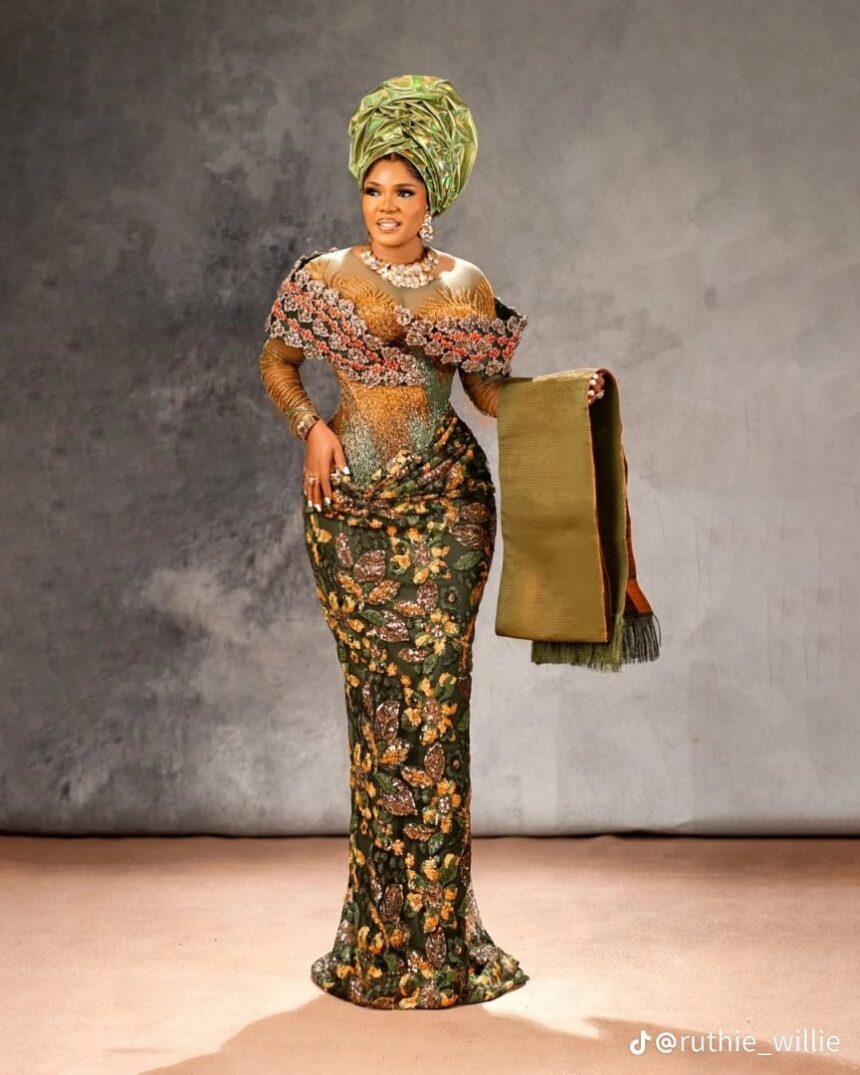 Photos: Nollywood Actress Iyabo Ojo Dripping ‘bride’s mother’ For Her Daughter Pricilla’s Wedding.