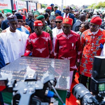 WhatsApp Image 2025-05-09 at 09.39.15_056564ed President Tinubu Breaks Protocol By Standing For Governor State Governor Soludo, Welcomes Him With A Dance At The Special Projects Commissioning