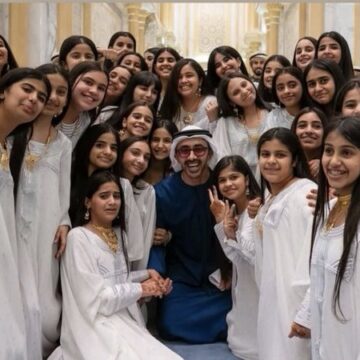 Photo: UAE’s Foreign Minister Sheikh Abdullah Bin Zayed Posing With The Girls Who Welcomed President Trump With A Traditional Al-Ayyala Performance.