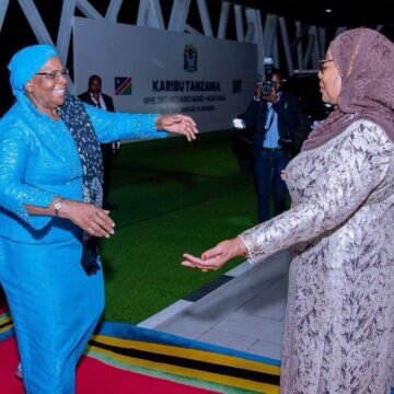 Photo: Namibia First Female President Netumbo Nandi-Ndaitwah Meets Samia Suluhu Hassan, The 1st Woman President Of Tanzania.