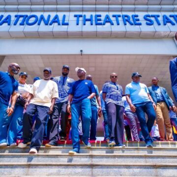 Sanwo-Olu Appreciates FG For Support, Unveils Three New Train Sets For The Lagos Rail Mass Transit (LRMT) Blue Line