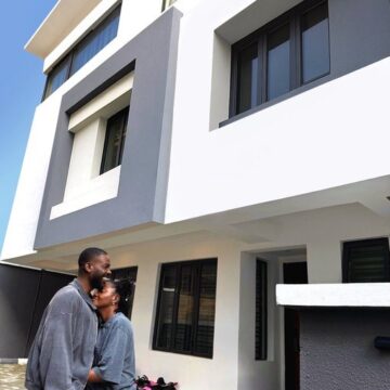 Photo: “Another Address, Same Love.” Adekunle Gold Announces Result Of Hard Working And Consistency