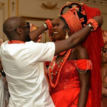 Photos & Video: Nigerian Musician 2baba Traditionally Ties Knot With Hon. Natasha Osawuru