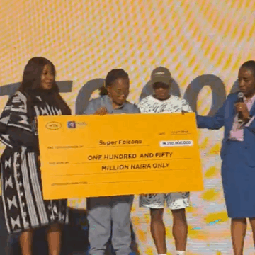 MTN Gifts Super Falcons N150M During The Breakfast Organised In Their Honour, For Being The WAFCON 10x Champion.