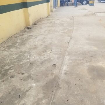 Man Cries Out In Frustration As Lagos State Police Arrest His 60ltrs Of Oil At Pen Cinema Police Station, Agege, Discloses He Bails It For N20,000
