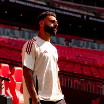 Liverpool Football Club Stand Solidly Behind Mo Salah For Airing His Opinion Over Criticism Of UEFA’s Post On The Late Palestinian Footballer, Uses Crown 👑 Emoji Over His Picture