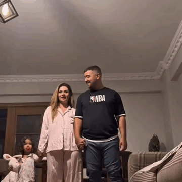 image Hilarious Video: After All Its Holiday, Her Parent Transitioned To The Beach, While She Transitioned To Her Grandma’s.