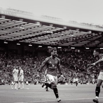 WhatsApp Image 2025-08-30 at 23.06.08_6efc5a8f Manchester United Midfielder Bruno Fernandes, During The Dramatic 97thMinute Win From Penalty Spot During A Match Against Burnley