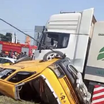 WhatsApp Image 2025-09-02 at 13.29.52_4aad3bc8 Fatal Road Accident On Lagos Road, Ikorodu, Claims One Life, Leaving Others Critically Injured