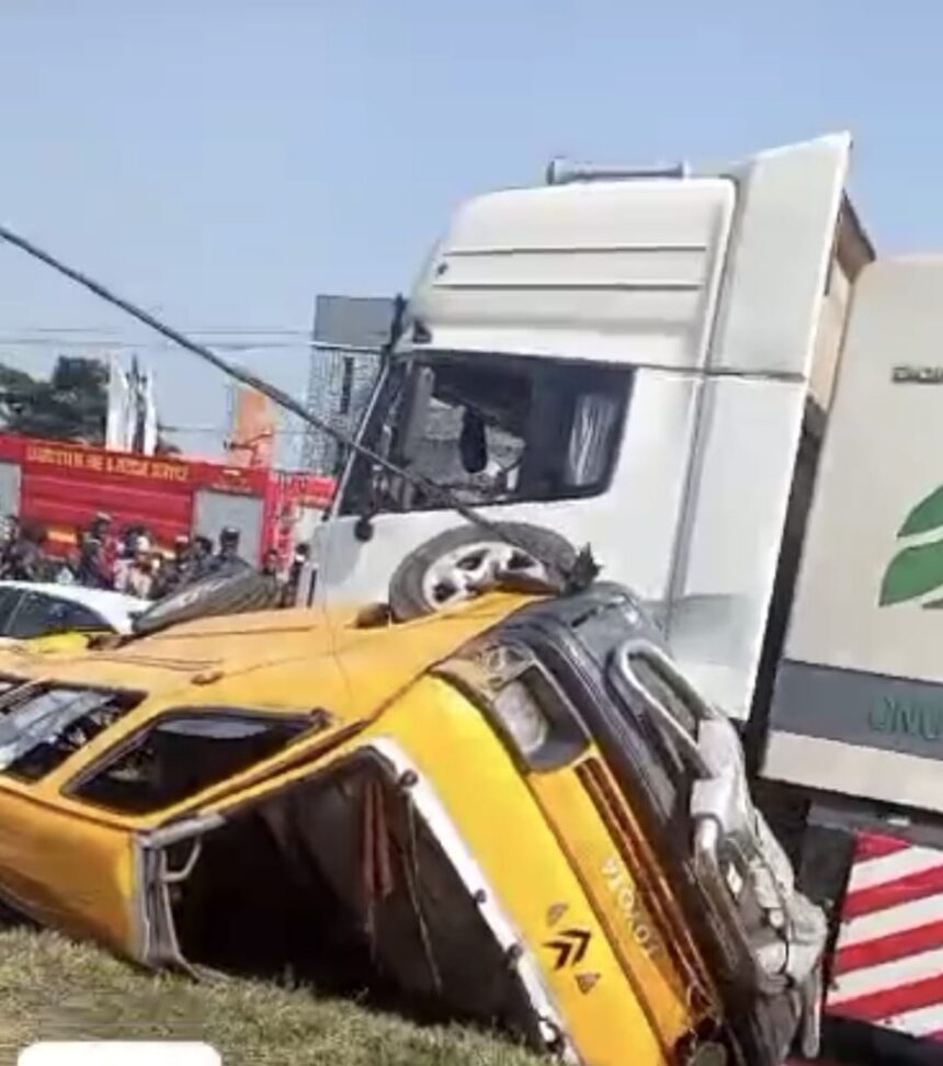 Fatal Road Accident On Lagos Road, Ikorodu, Claims One Life, Leaving Others Critically Injured
