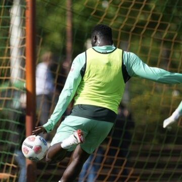 WhatsApp Image 2025-09-12 at 15.45.04_53ad84c5 Photos: Victor Boniface During Werder Bremen Practice