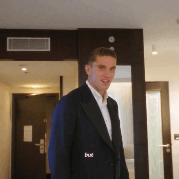 Arsenal Striker Viktor Gyokeres, Preparation Before Heading To Win Gerd Muller Trophy At2025 Ballon d’Or Ceremony