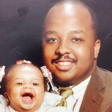 American Women Sport Journalist Meghan Hal Announces Father’s Death, Says” I Made It Home In Enough Time From The WNBA Finals To See Him, But I’m Heartbroken”