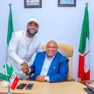 WhatsApp Image 2025-10-22 at 20.35.56_b46bdec8 Governor Ademola Adeleke Appoints Afrobeats Superstar Davido, As The Chairman Of The Osun Sports Trust Fund.