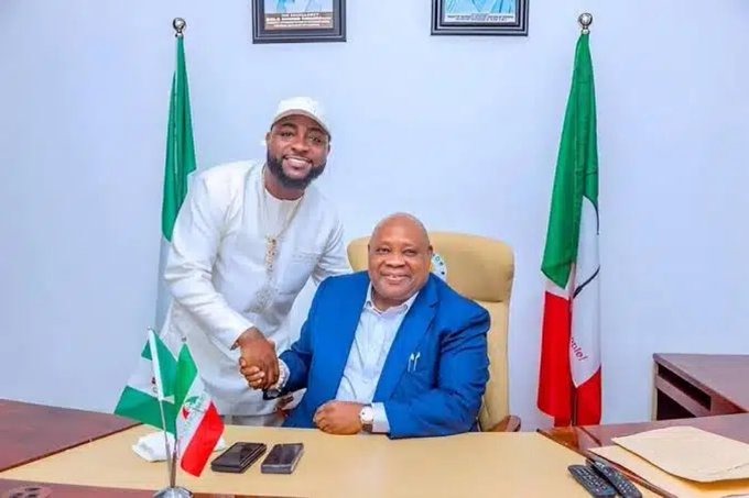 WhatsApp Image 2025-10-22 at 20.35.56_b46bdec8 Governor Ademola Adeleke Appoints Afrobeats Superstar Davido, As The Chairman Of The Osun Sports Trust Fund.