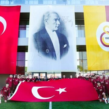 Sport Story: Galatasaray Celebrates Republic Day