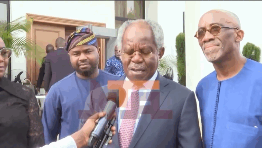 Please listen to billionaire Bayo Ogunlesi, major investor (Gatwick Airport, UK), after meeting with President Bola Tinubu
