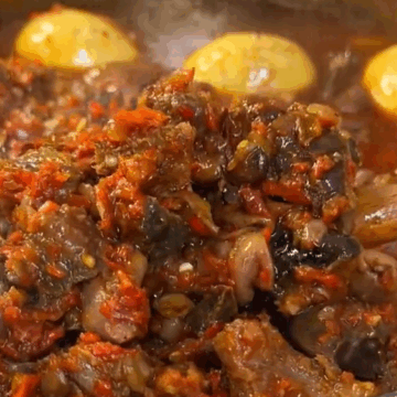 Video: Need A Break From Regular Rice? Try Nigerian Ofada Rice And Sauce