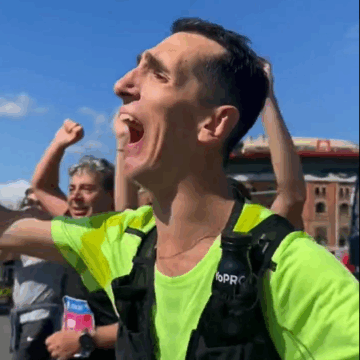image Spanish Athlete With Cerebral Palsy Àlex Roca Campillo, Becomes The First Person In The World With A 76 Percent Disability To Finish A Marathon Of 42.195 Km.