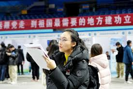 image China Woos Foreign Tech Talent, Fanning Its Graduates’ Unemployment Fears