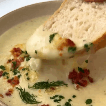 Tasty Roasted Garlic Soup, Perfect For Chilly Weather