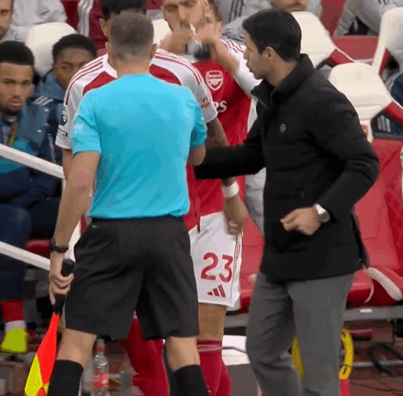 “The First Ecuadorian In Our History”– Arsenal Celebrates Piero Hincapié On Making His Debut