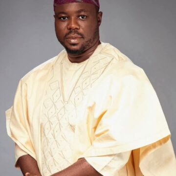 WhatsApp Image 2025-11-05 at 20.23.04_dcb33424 HON. (PRINCE) KAYODE MOSHOOD AKIOLU CONGRATULATES MAYOR TAIWO OYEKAN ON IMPRESSIVE 100 DAYS IN OFFICE, HAILS DEVELOPMENTAL STRIDES