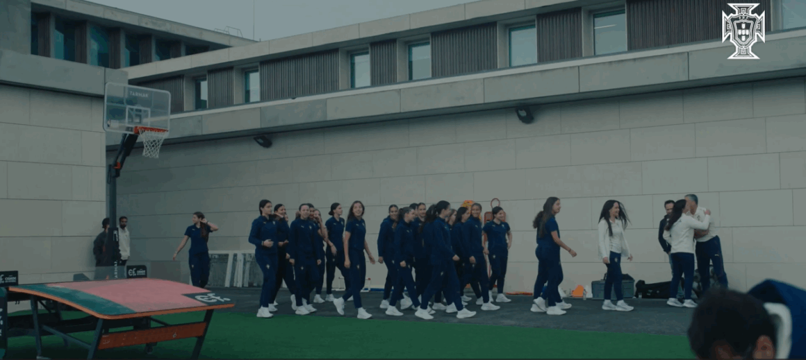 Sport Video Story: Portugal’s Women’s U16 Team Meet The Senior Men’s Team, Cristiano Ronaldo Inclusive