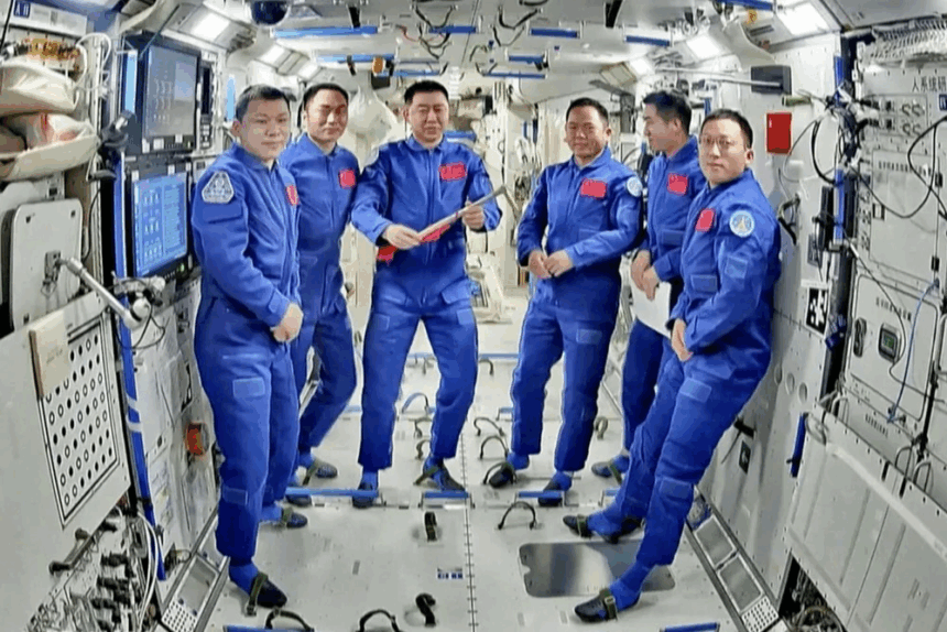 image Chinese Astronauts Return From Space Station After Delay Blamed On Space Debris Damage